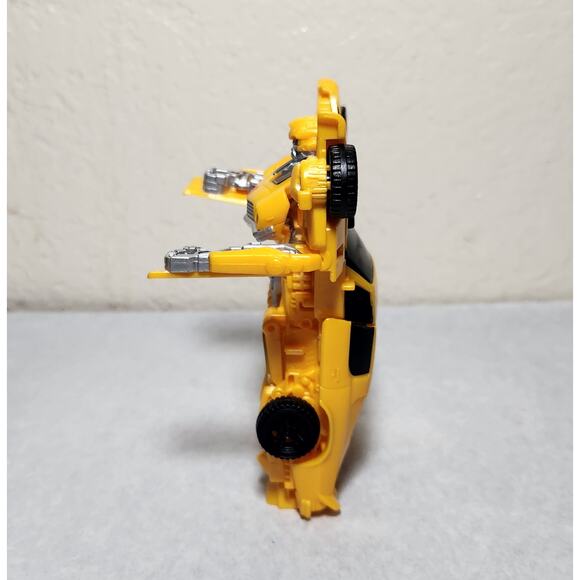 Transformers Movie Energon Ignitors Bumblebee Action figure Pre-owned - Picture 3 of 7